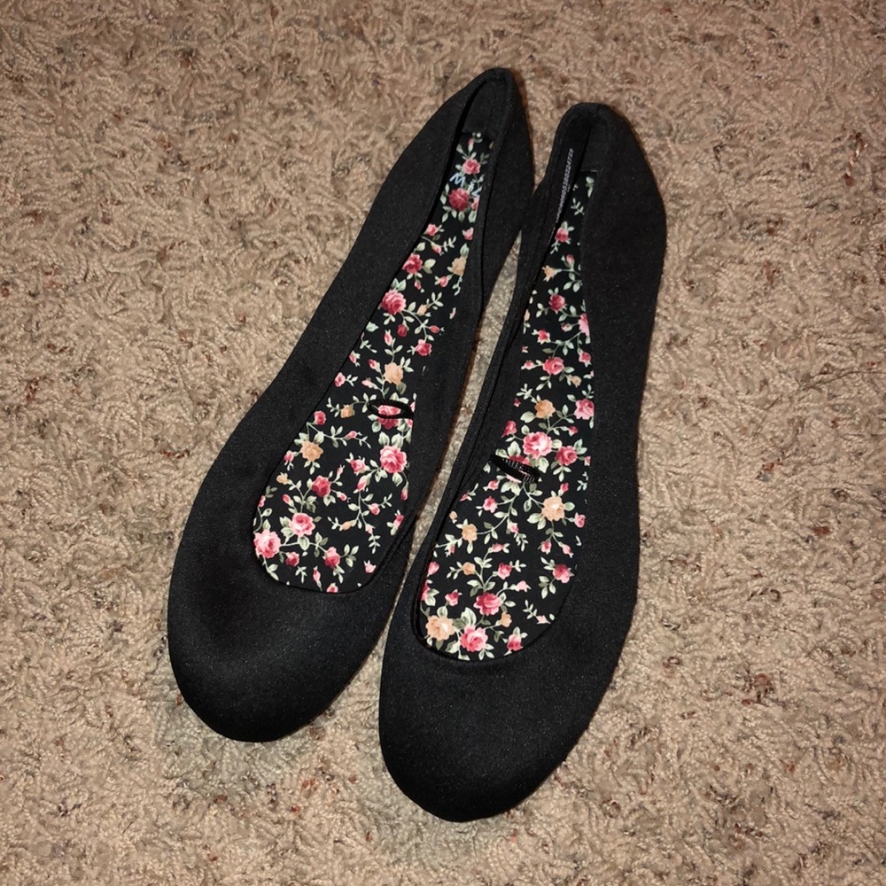Black flats